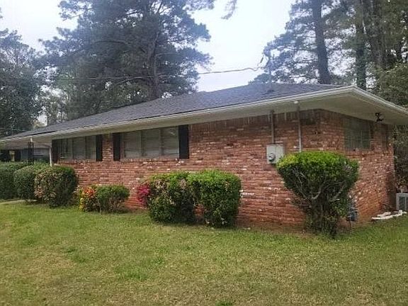 2nd image of 1882 Telfair Ln SW