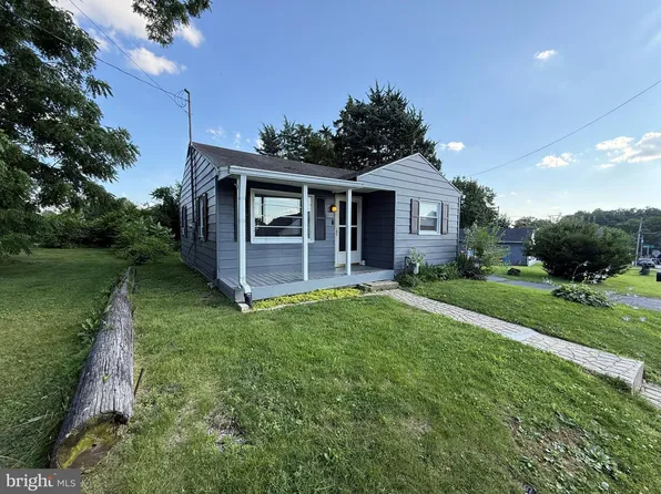 22 Heidelberg Ave, York, PA 17404