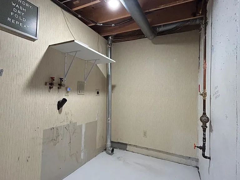 4246 S Granby St #D — Photo 38
