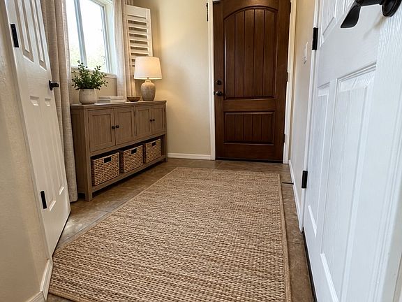 3rd image of 917 Gail Gardner Way