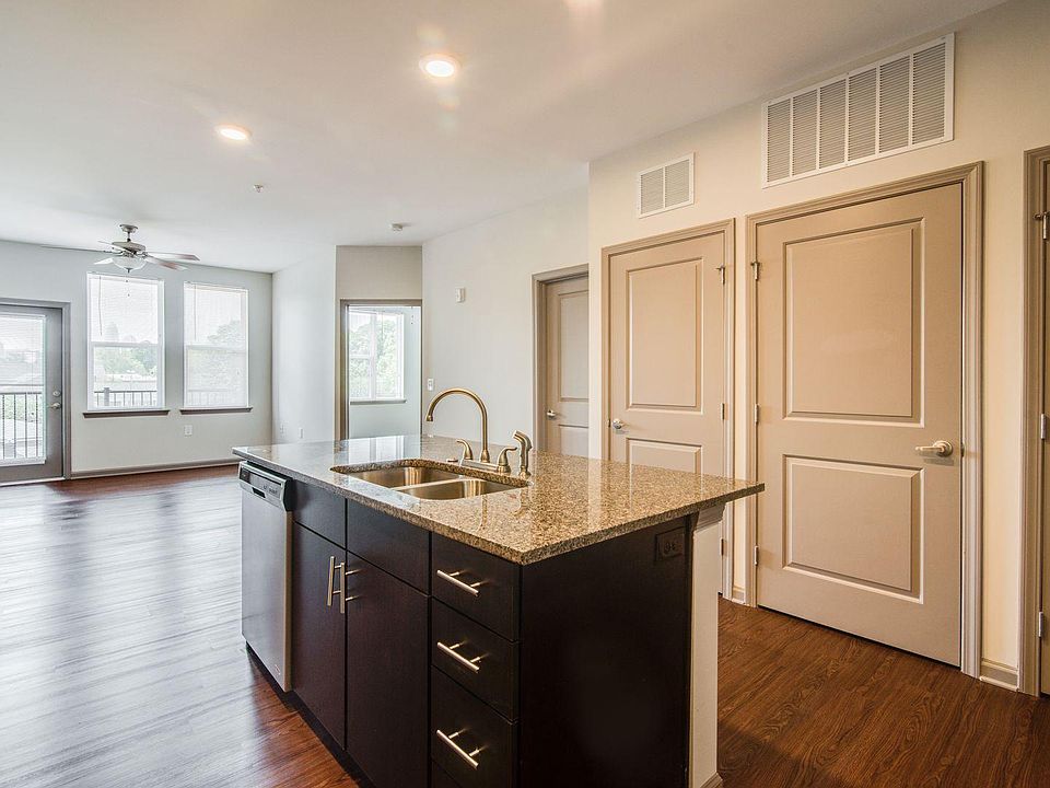 Marvel Apartments - 1925 Central Ave Charlotte NC | Zillow