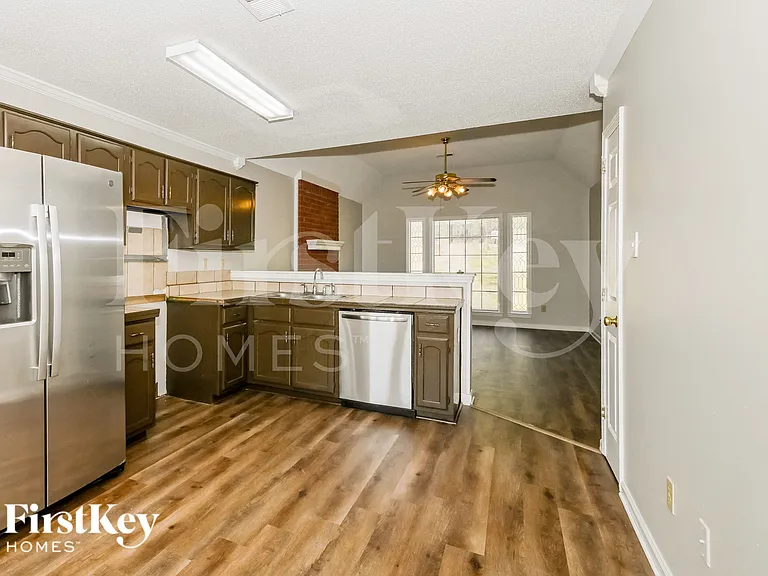 6052 Blocker St — Photo 6