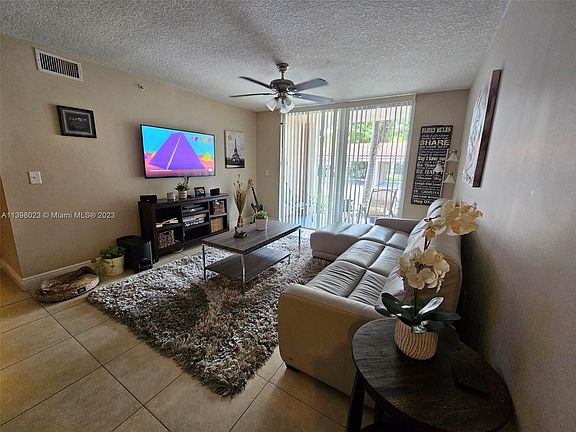 3rd image of 12124 Saint Andrews Pl APT 103