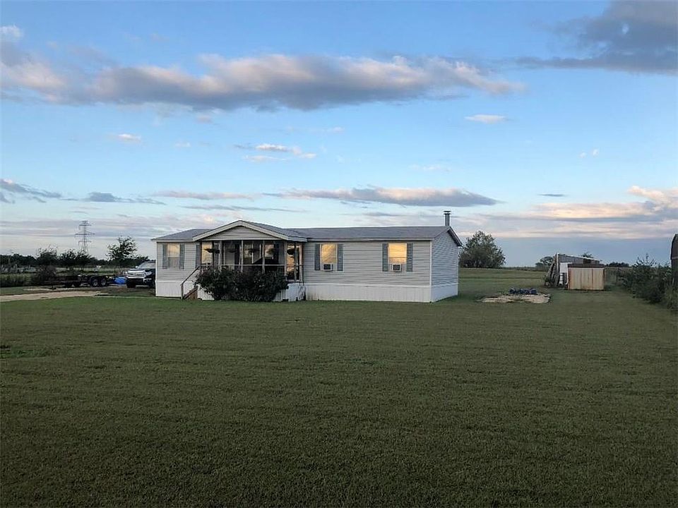 1st image of 800 County Road 207