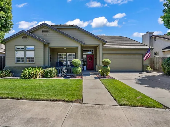 2650 Nicklaus Dr, Turlock, CA 95382