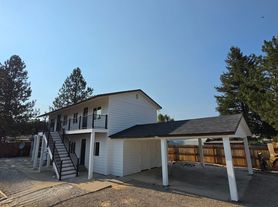 105 S. Clifton Street, B
