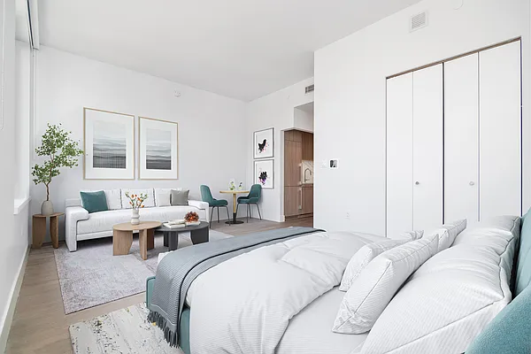 Rented by REAL New York | media 3