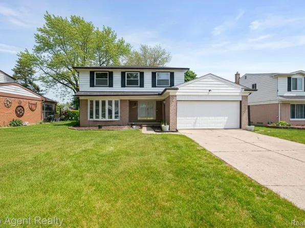 27370 Selkirk St, Southfield, MI 48076