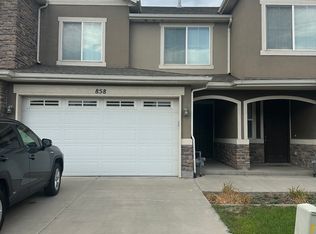858 W Halstead Dr, North Salt Lake, UT 84054