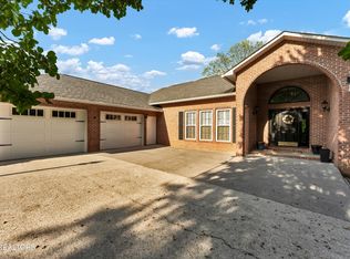 1614 Murphy Myers Rd, Maryville, TN 37803