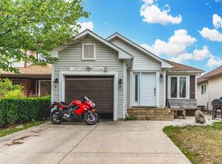 69 Moir Cres, Barrie, ON L4N 8B2