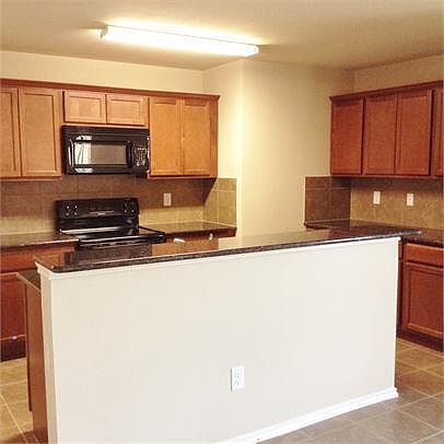 2nd image of 1305 Waco Turner