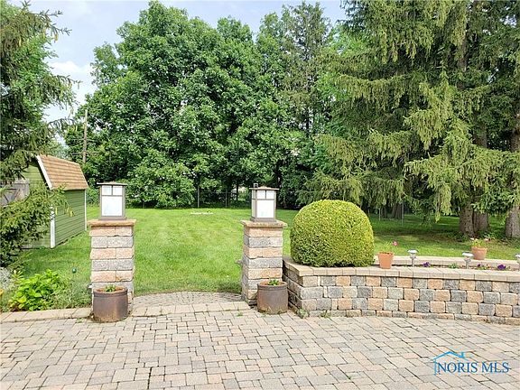 4th image of 6016 Granville Dr