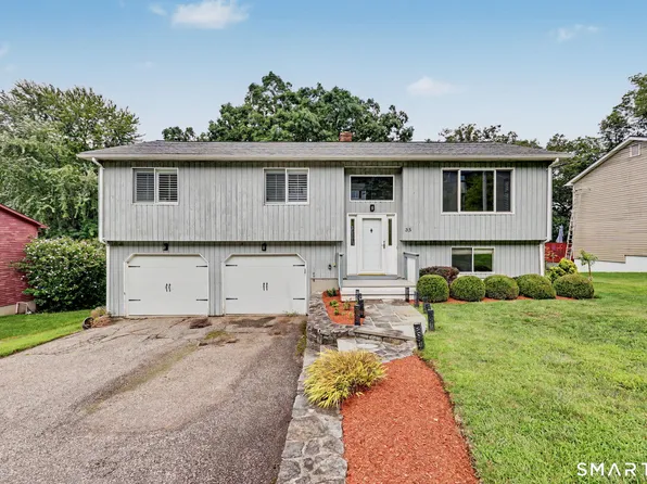 35 Bruce Drive, Shelton, CT 06484