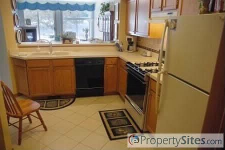5th image of 1048 Hinswood Dr