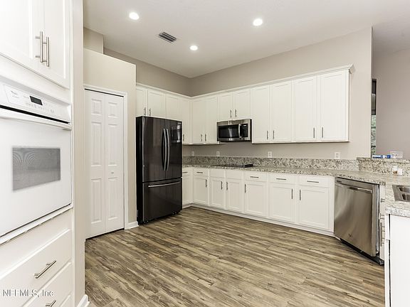 4th image of 4513 CAPE SABLE Court