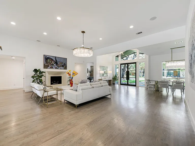 4139 Allencrest Ln — Photo 10