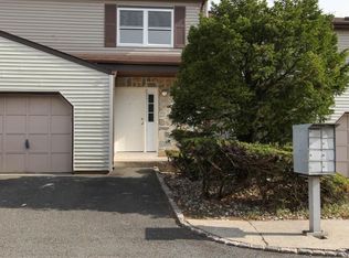 3004 Hana Rd, Edison, NJ 08817