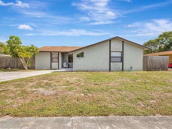 2nd image of 2543 Dolphin Drive