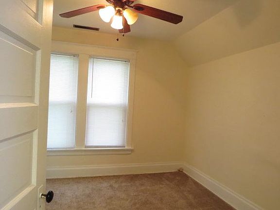 5th image of 734 1/2 N 10th St
