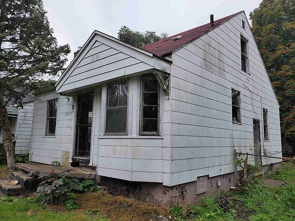 18717 Hickory