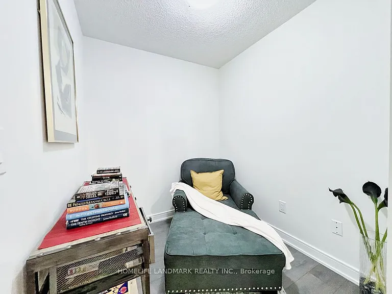 525 Adelaide St W #1620 — Photo 10