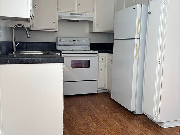 5th image of 4744 Hawley Blvd #8