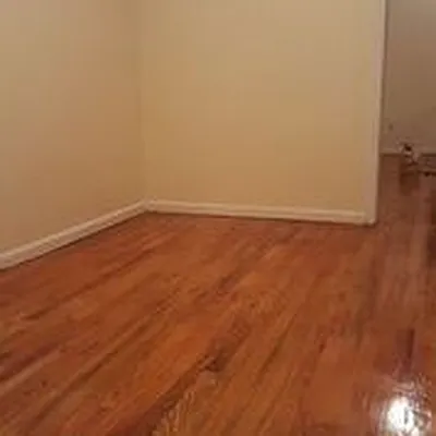 Rented by Mason Group LLC | media 33