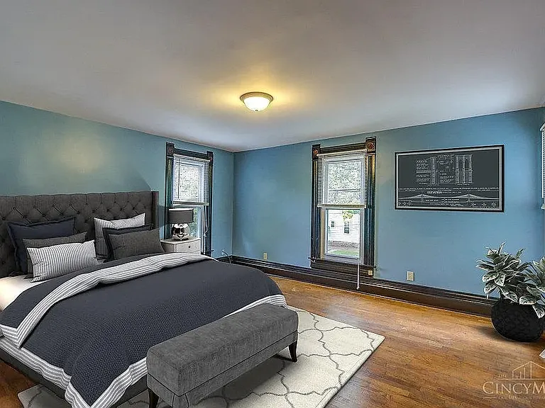 212 S College Ave — Photo 5