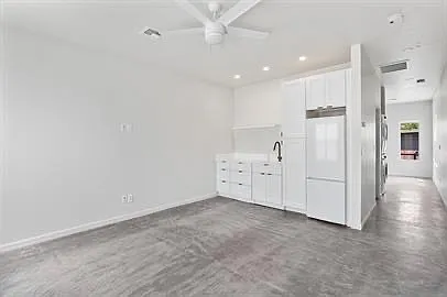 347 W Roma Ave #GUEST — Photo 2