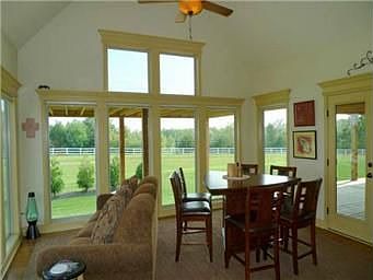 4th image of 8020 NW Emerald Ct