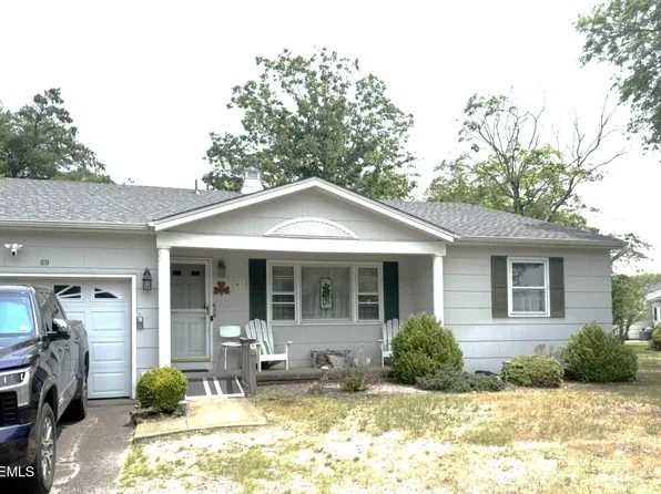 89 Brakenbury Drive, Toms River, NJ 08757