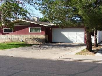 1st image of 634 N Vineyard