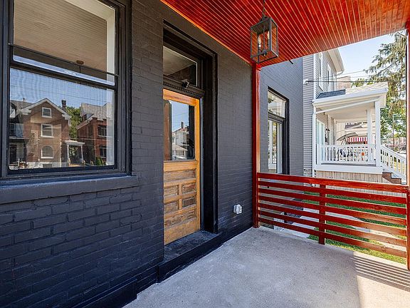 3rd image of 3344 Woodburn Ave