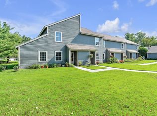 9 Conifer Ct, Burlington, VT 05401