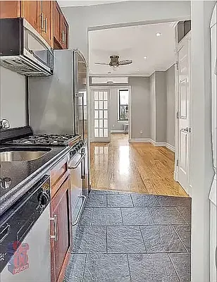 Rented by REAL New York | media 7