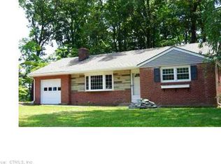 18 Ridge Rd, Cromwell, CT 06416