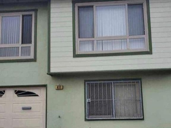 2nd image of 411 Northaven Dr