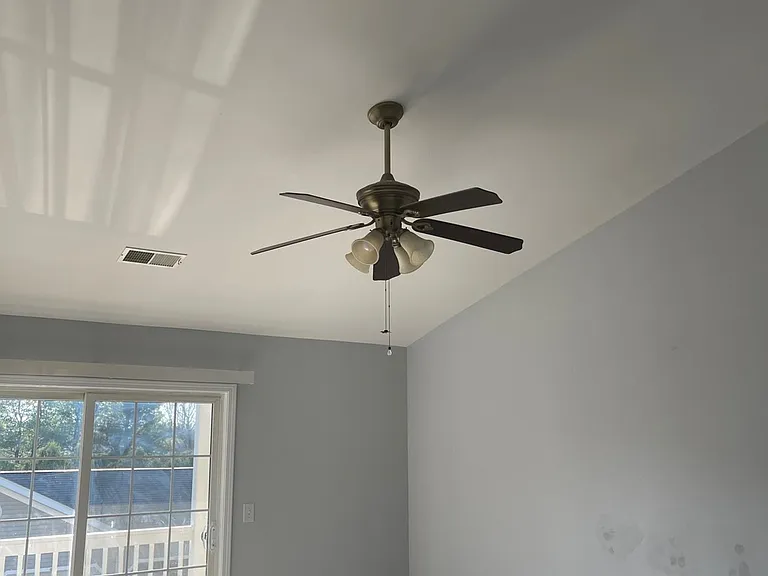 208 Evergreen Pl #208 — Photo 7
