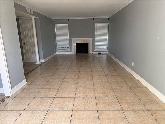 3rd image of 18101 Heritage Ln #8101