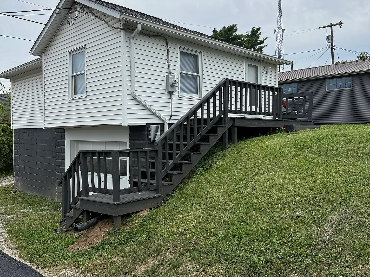 1 bed, $700 — Photo 1