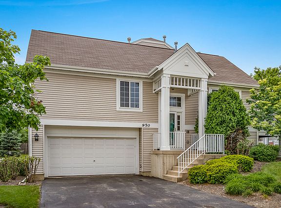 3rd image of 950 Mayfair Ct #6-1