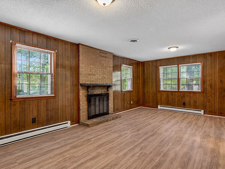 4725 Pennoak Rd — Photo 27