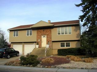 3695 Carrel Blvd, Oceanside, NY 11572
