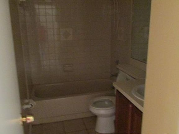 2nd image of 1008 McCully Ct