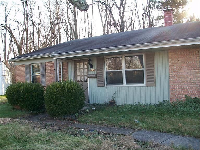 1st image of 755 N Hill Ln