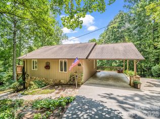 12 Chippewa Trl, Black Mountain, NC 28711