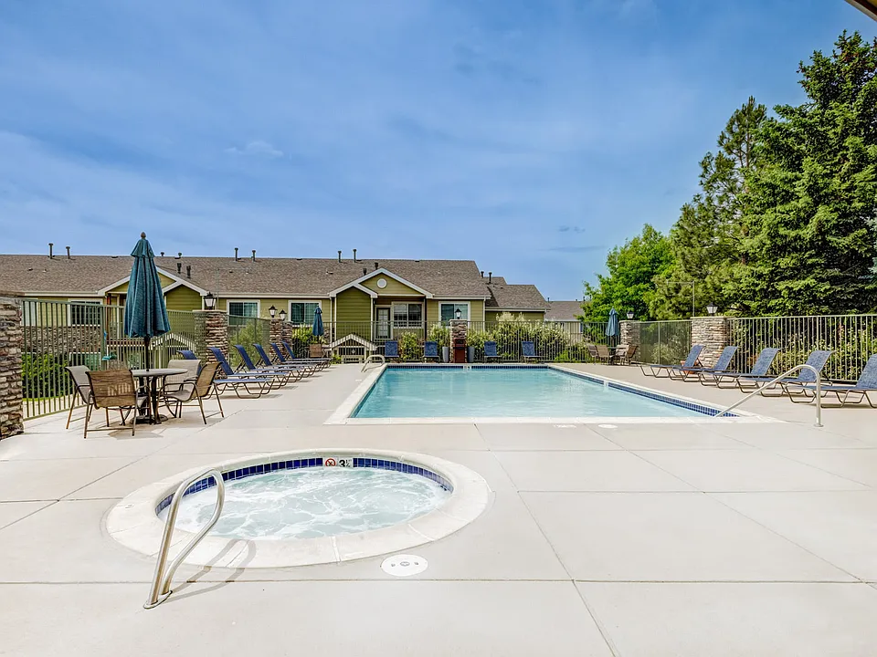 PeakView at T-Bone Ranch Apartments