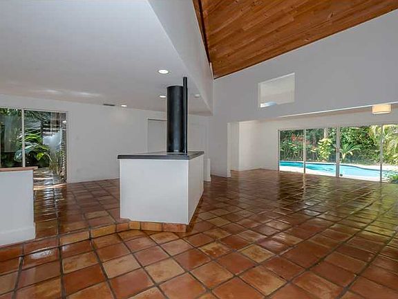 5th image of 8840 NW 17th Mnr