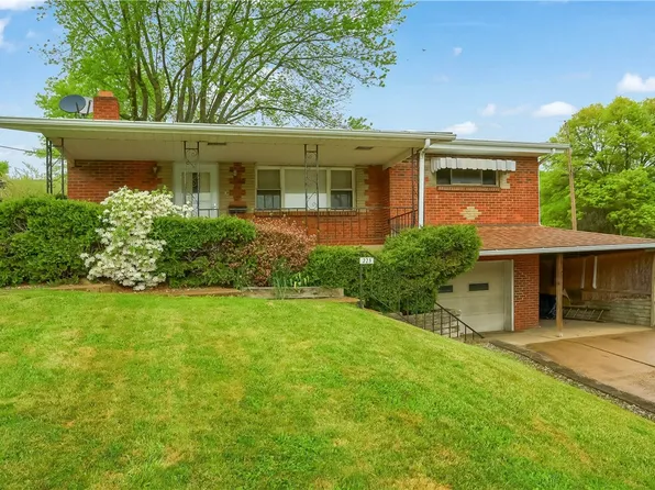 223 McClelland Rd N, Canonsburg, PA 15317